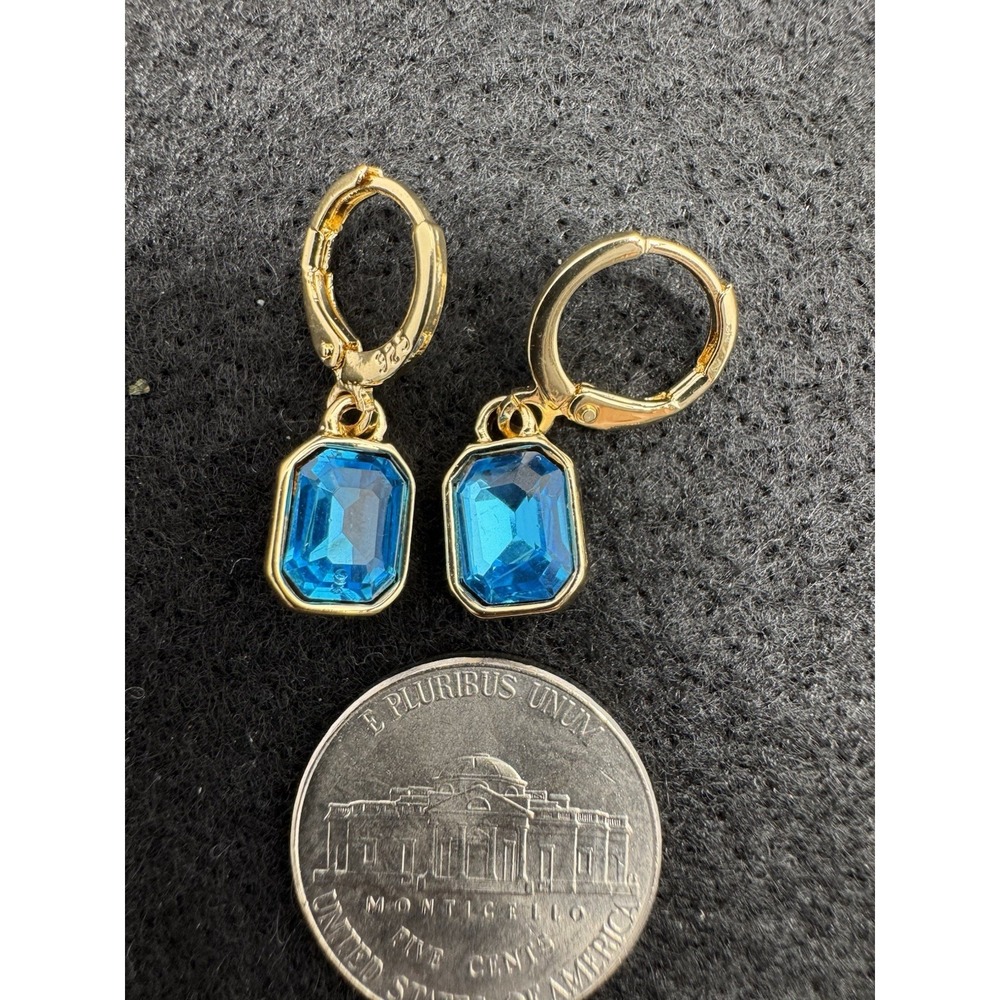 Gold Tone Leverback Dangle Earrings Blue Octagon Crystal Bezel Set
